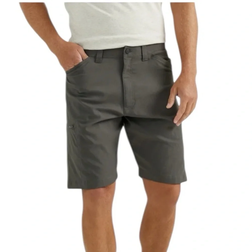 NWT’S Wrangler Outdoor Performance Zip Cargo Hiking olive Shorts UPF 50+ SZ 38
